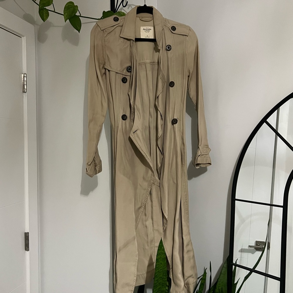 Abercrombie & Fitch Tan Coat